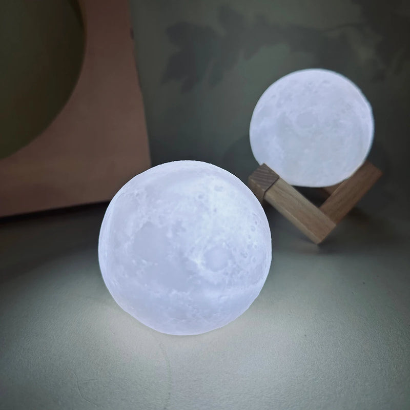 DECORACAO EM FORMATO DE LUA COM LAMPADAS LEDS